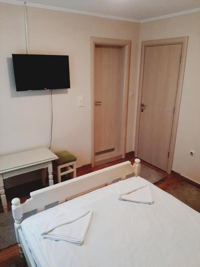Guest House Colovic ซลาตีบอร์ ภายนอก รูปภาพ