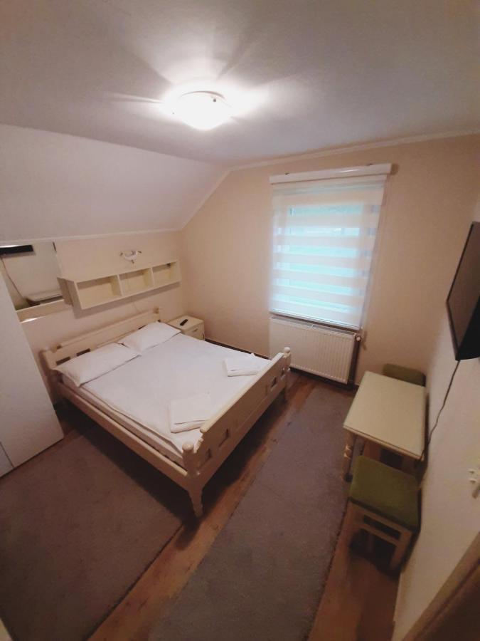 Guest House Colovic ซลาตีบอร์ ภายนอก รูปภาพ
